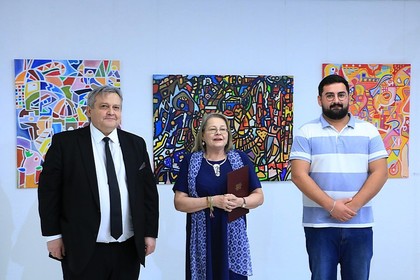 Посолството ни в Братислава и Българският културен институт представят младия български художник Едмонд Дачик